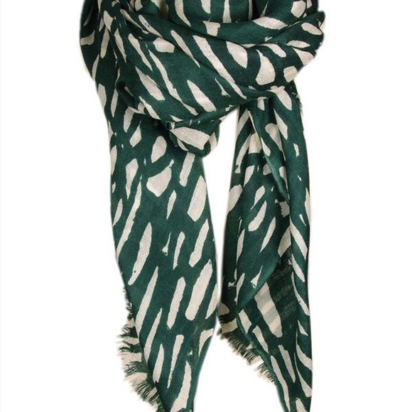 BY Malene Birger Green & Beige Wool Scarf - Picture 7 of 8